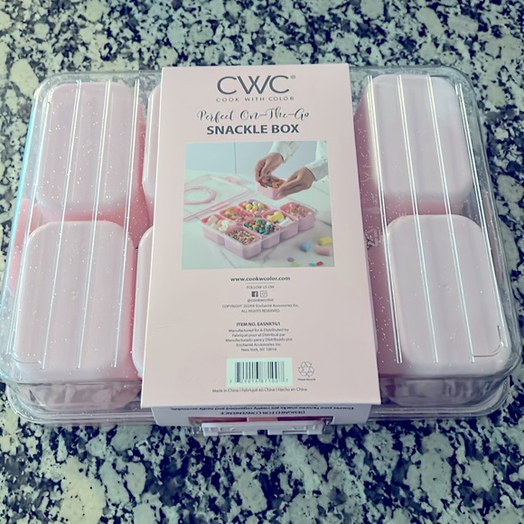 CWC Sparkly Pink Snackle Box - Picture 5 of 11